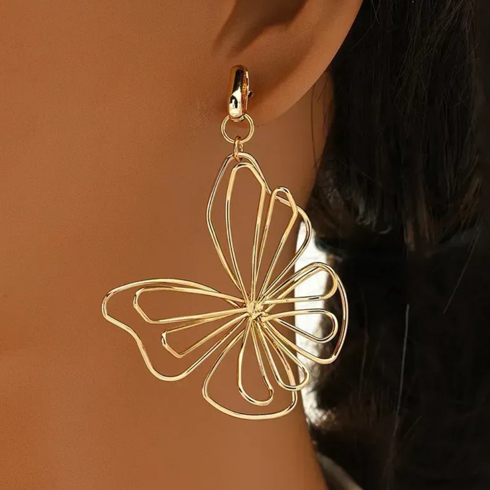 Gold Sculpted Wire Butterfly Boho Dangle Earrings NEW - Picture 4 of 6